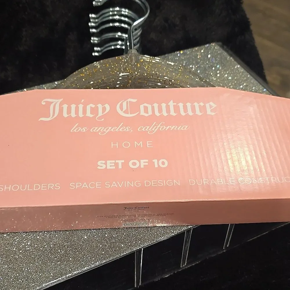 Juicy Couture Home Clear & Gold Speced Notched Shoulders Space Saving H…‎